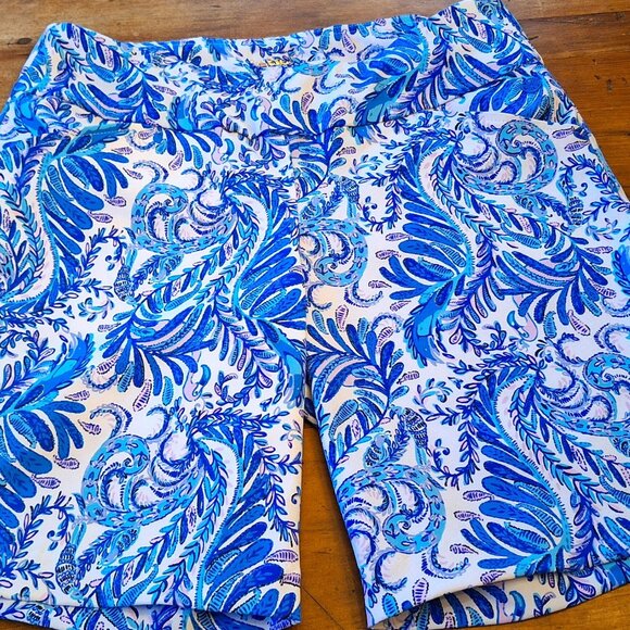 Lilly Pulitzer Reid Shorts Bird is the Word Baha Blue UPF 50+ Women's Size 10. - Picture 2 of 2